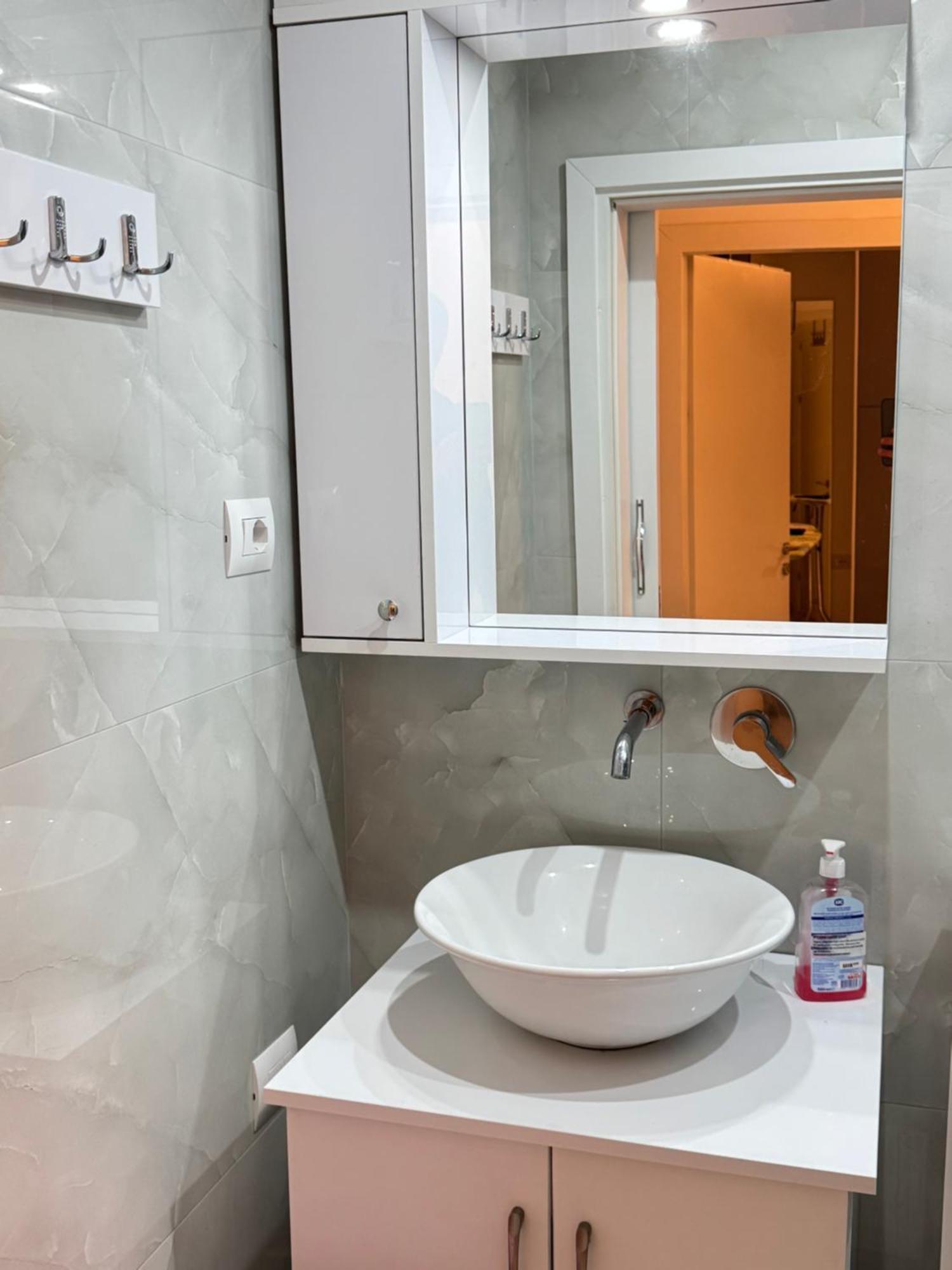 Sun & Sea Apartment Saranda Buitenkant foto