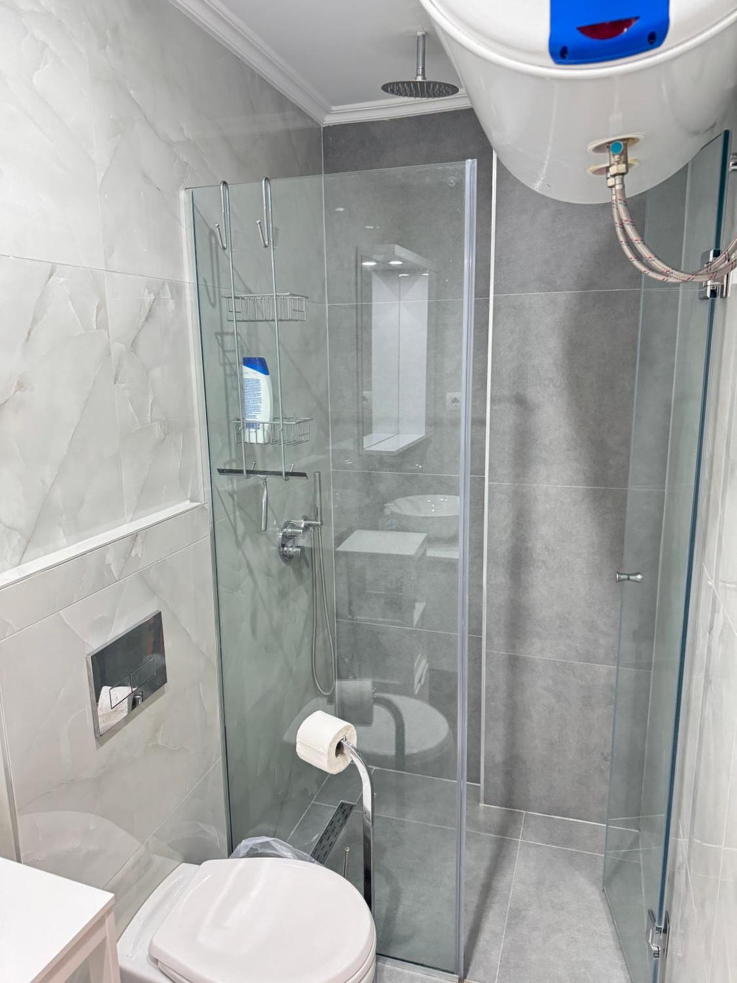 Sun & Sea Apartment Saranda Buitenkant foto