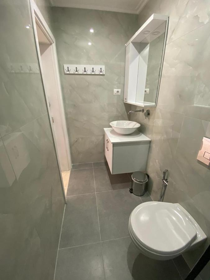 Sun & Sea Apartment Saranda Buitenkant foto