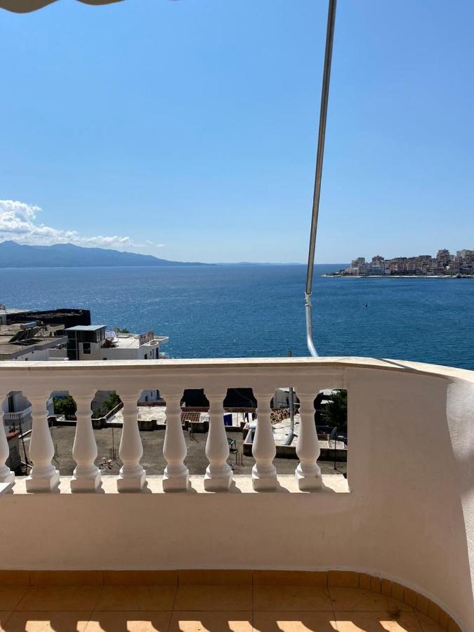 Sun & Sea Apartment Saranda Buitenkant foto
